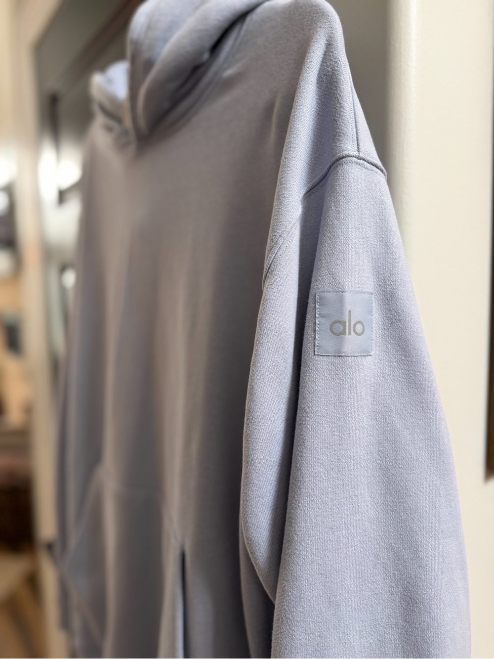 ALO sweatshirt